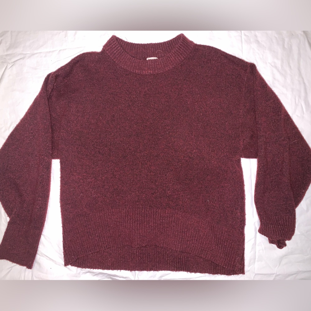 a new day sweater size xs (but fits like a medium/large)